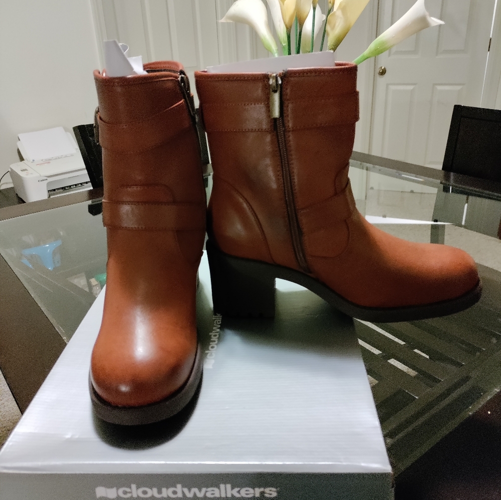 Cloudwalkers Women's Brown Ankle Boots
